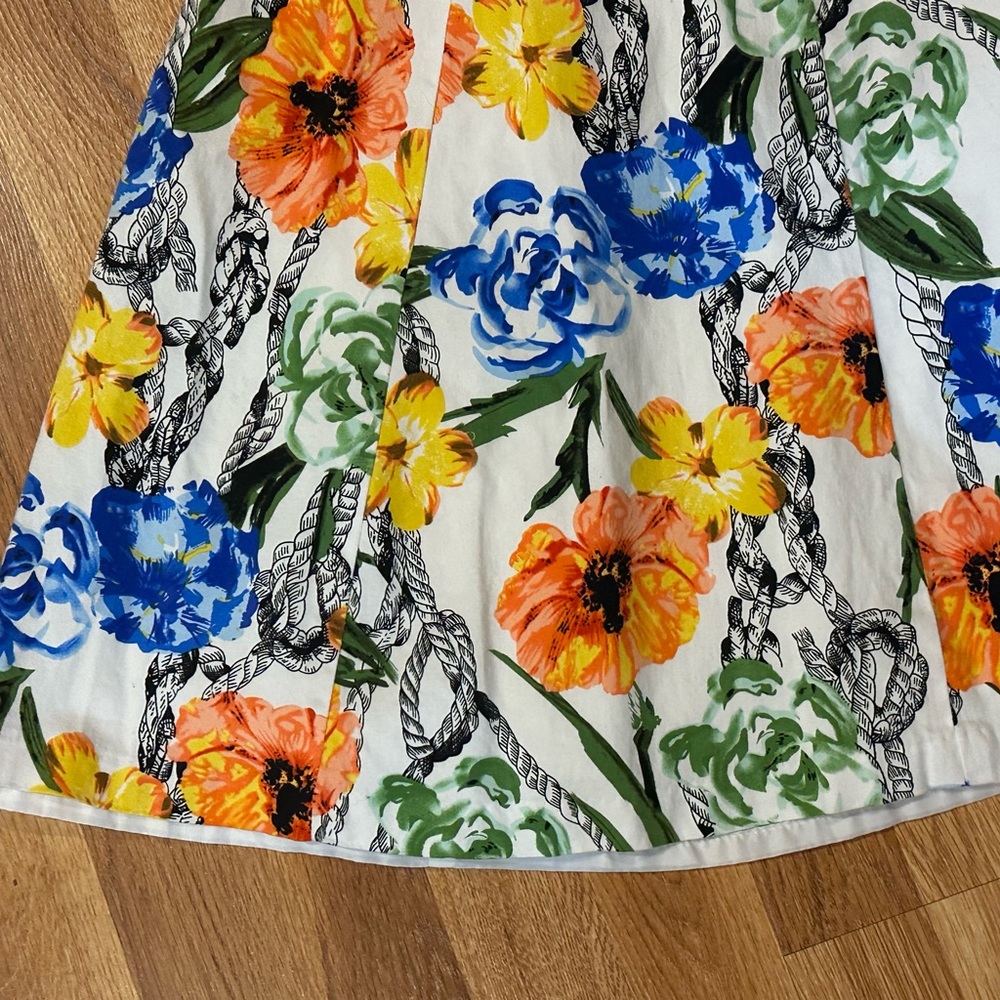 Premise ModCloth Fit Flare knee length floral dress 8 white royal blue peach - Picture 5 of 7
